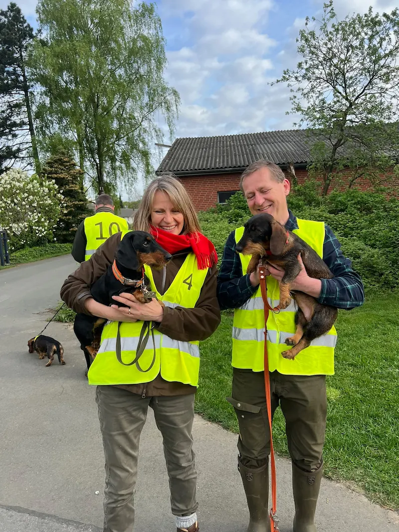 Merete og Bo med hunde